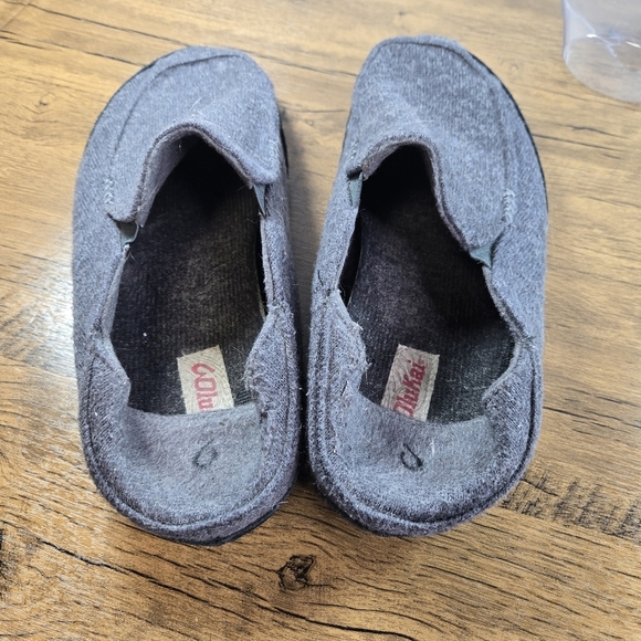 Olukai Moloa Huku Gray Textile Slip On Shoes - Picture 5 of 10